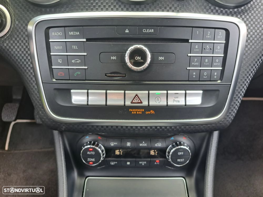 Mercedes-Benz A 180 d BlueEFFICIENCY Edition - 27