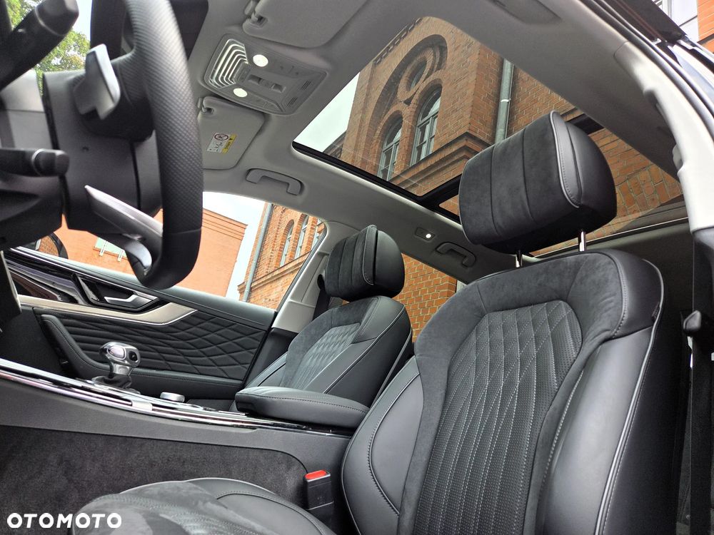 Hongqi HS5 2.0T AWD - 15