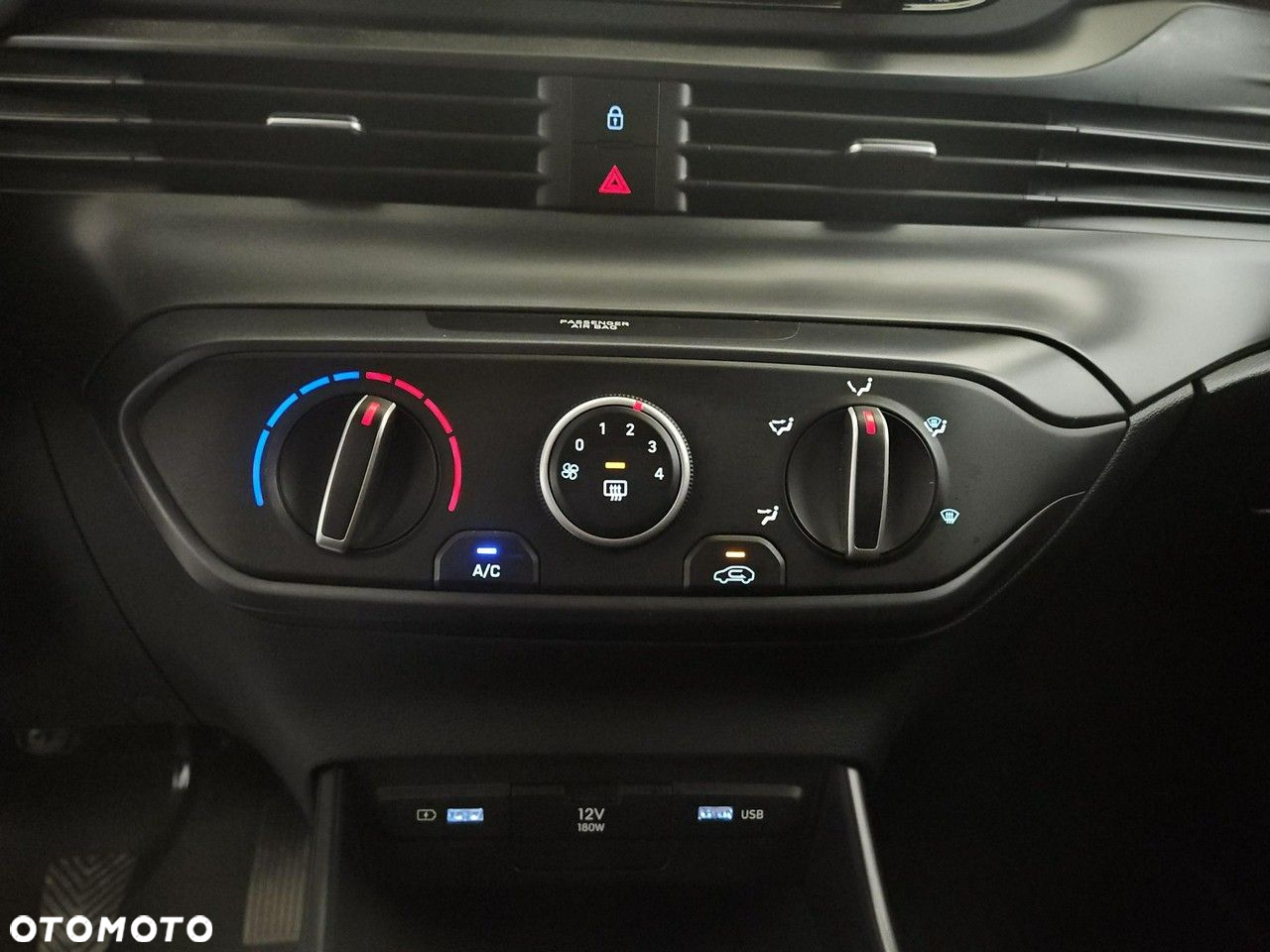 Hyundai i20 - 19
