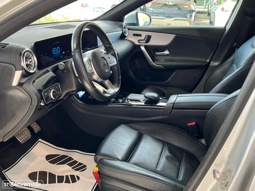Mercedes-Benz A 250 Limousine e AMG Line - 4