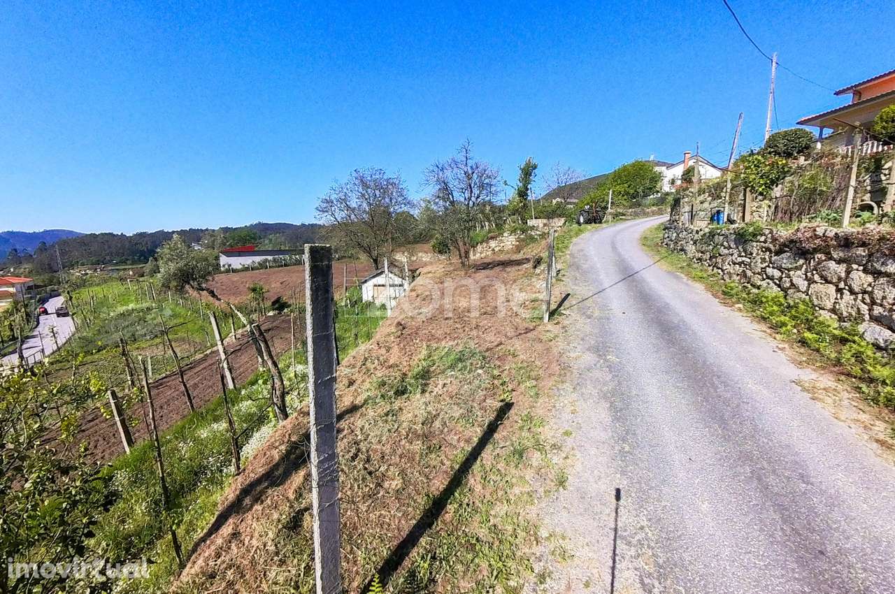 Terreno urbano em Valdreu, Vila Verde c/ 1547 m2 - Grande imagem: 4/21