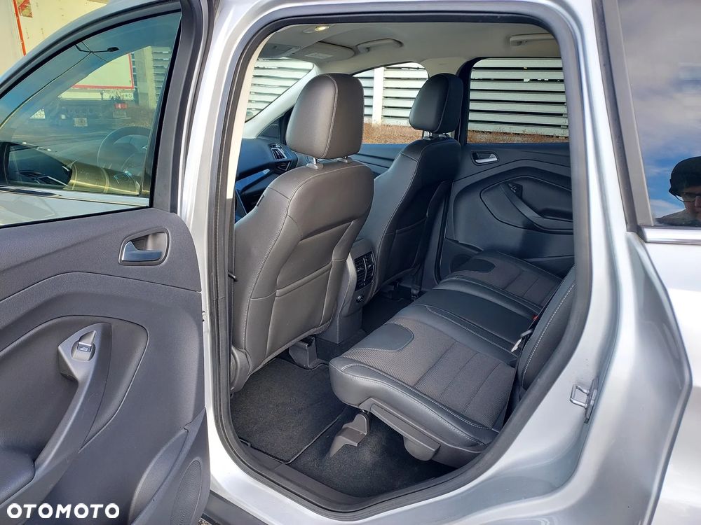 Ford Kuga 2.0 TDCi 4WD Titanium - 20