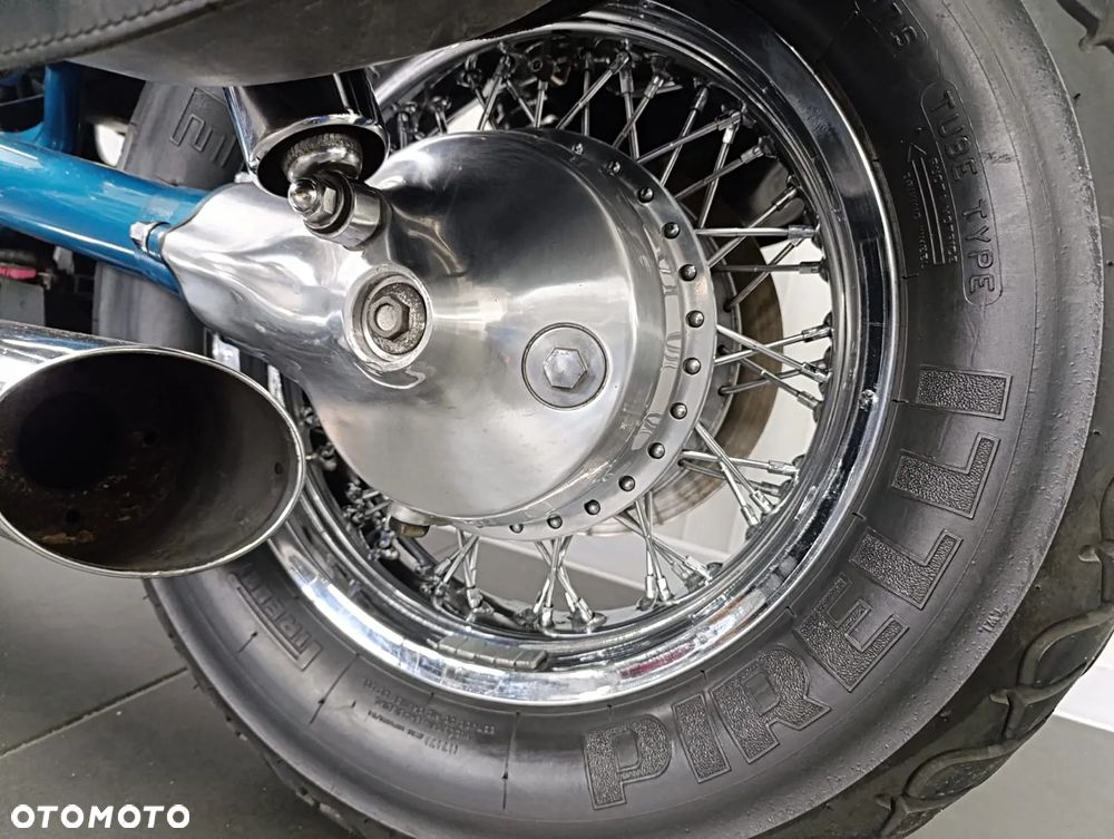 Suzuki Intruder - 13