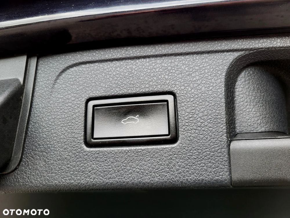 Volkswagen Passat - 23