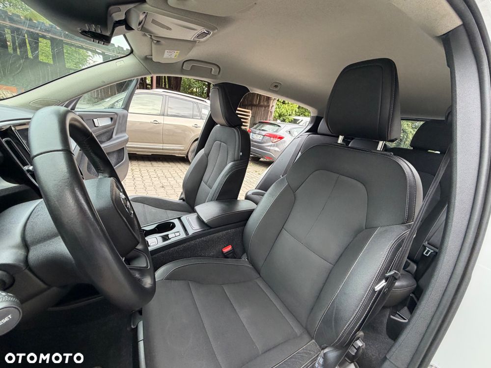 Volvo XC 40 - 16