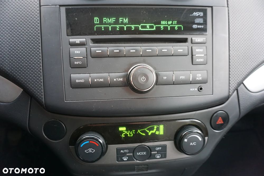 Chevrolet Aveo 1.4 16V LT - 17