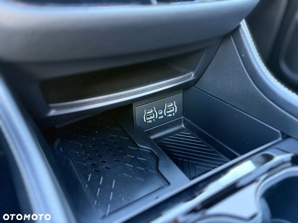 Chrysler Pacifica - 16