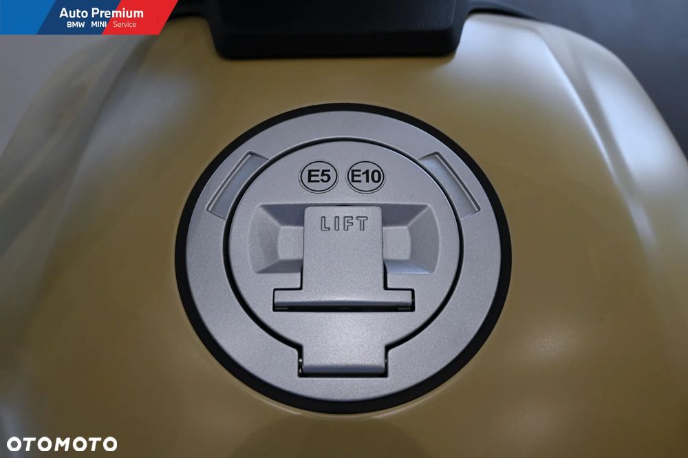 BMW R - 12