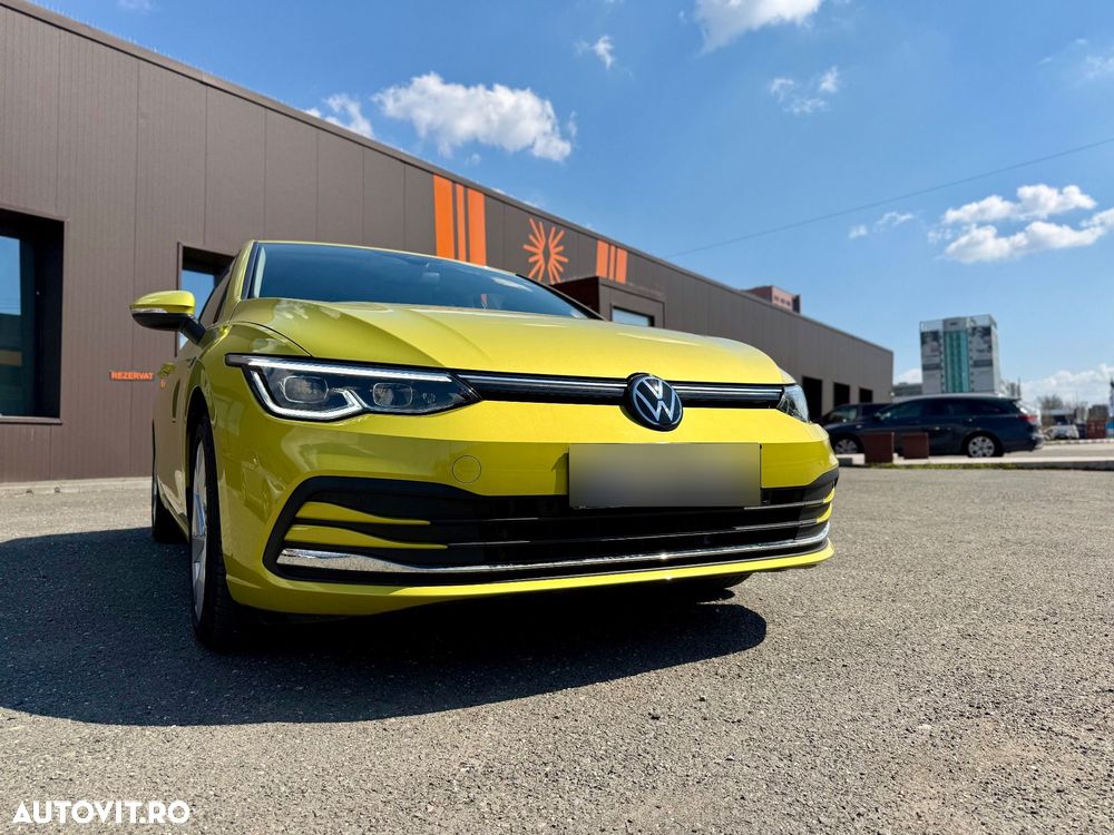 Volkswagen Golf 1.5 eTSI ACT DSG MHEV Style - 1