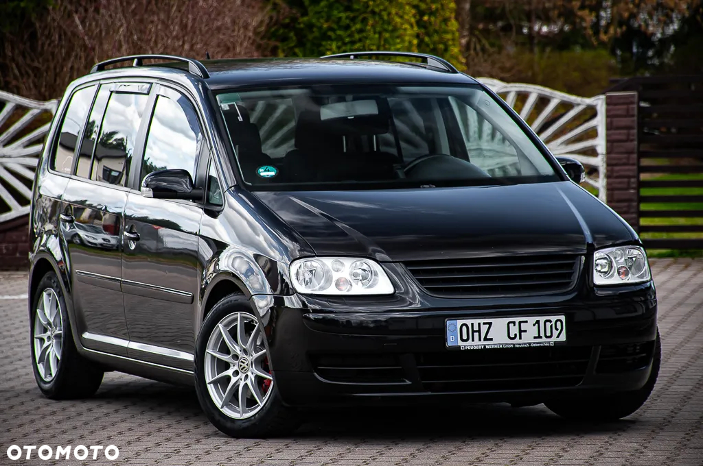 Volkswagen Touran - 5