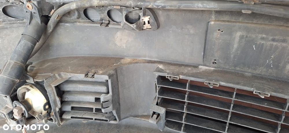 Volkswagen Golf V Zderzak Przód Przedni Kod Lakieru LC5F - 29