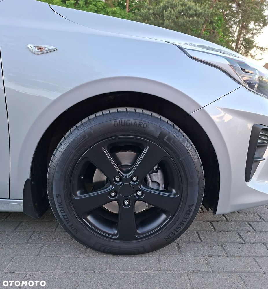 Kia Ceed - 16