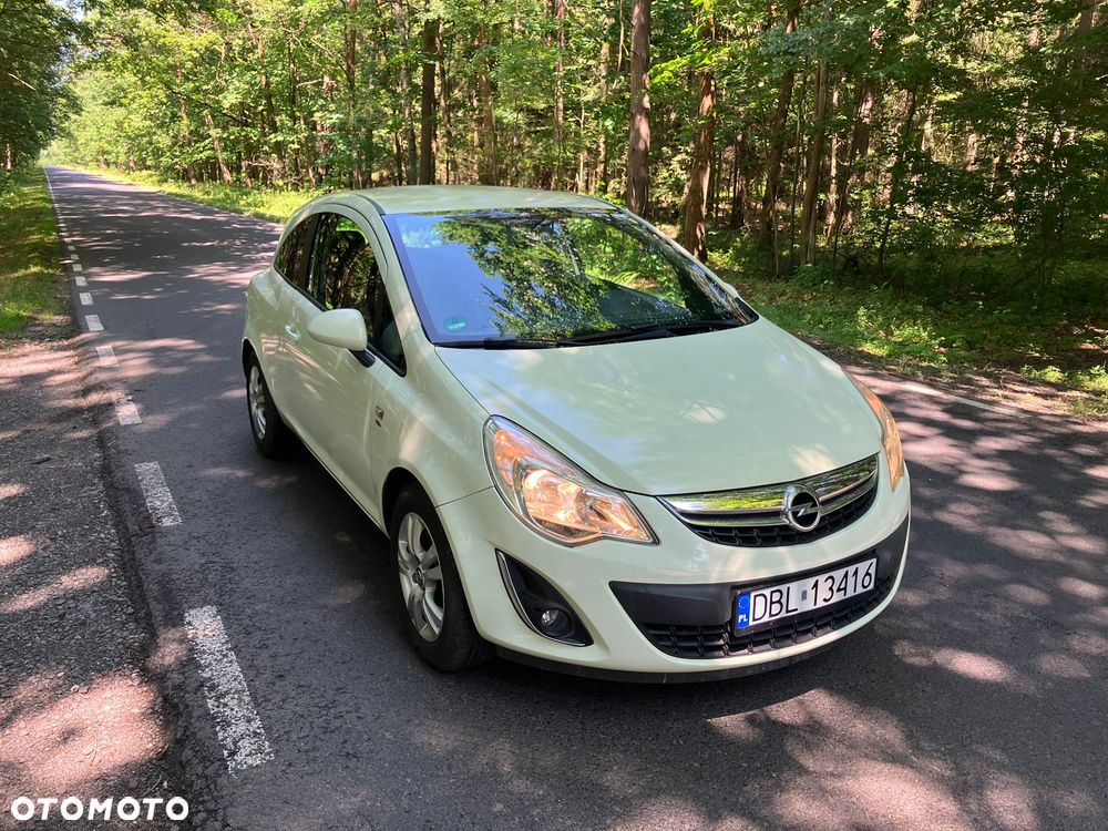 Opel Corsa - 1