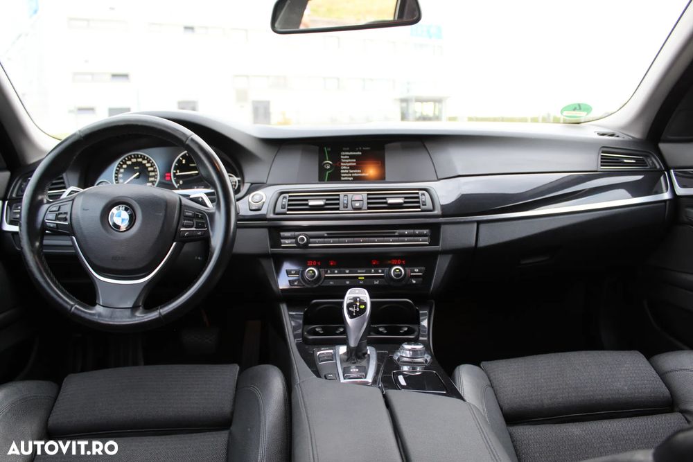BMW Seria 5 520d - 3