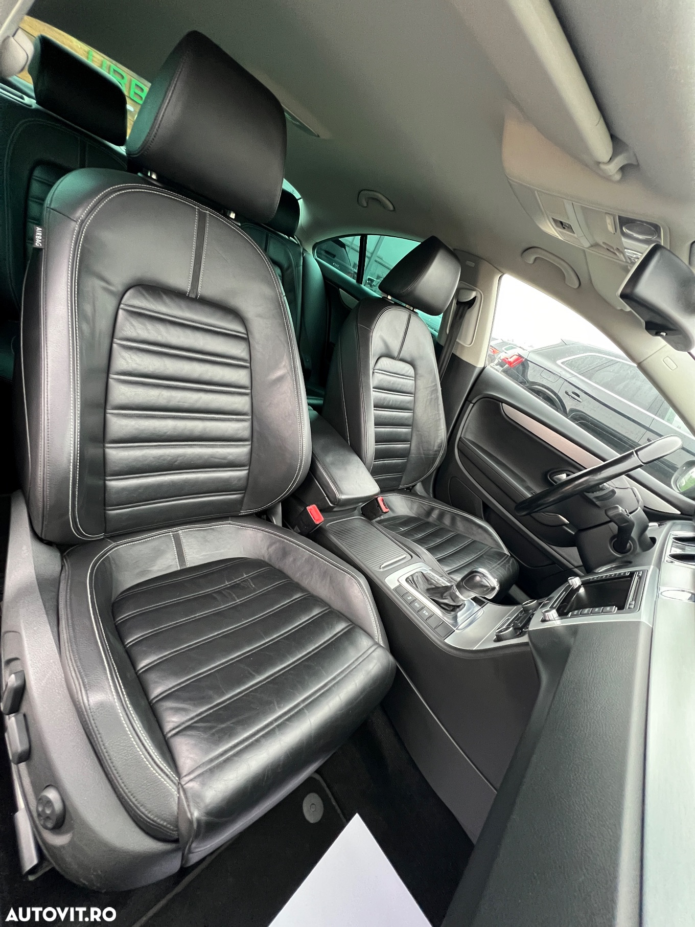Volkswagen Passat CC 2.0 TDI BlueMotion Technology DSG Exclusive - 16