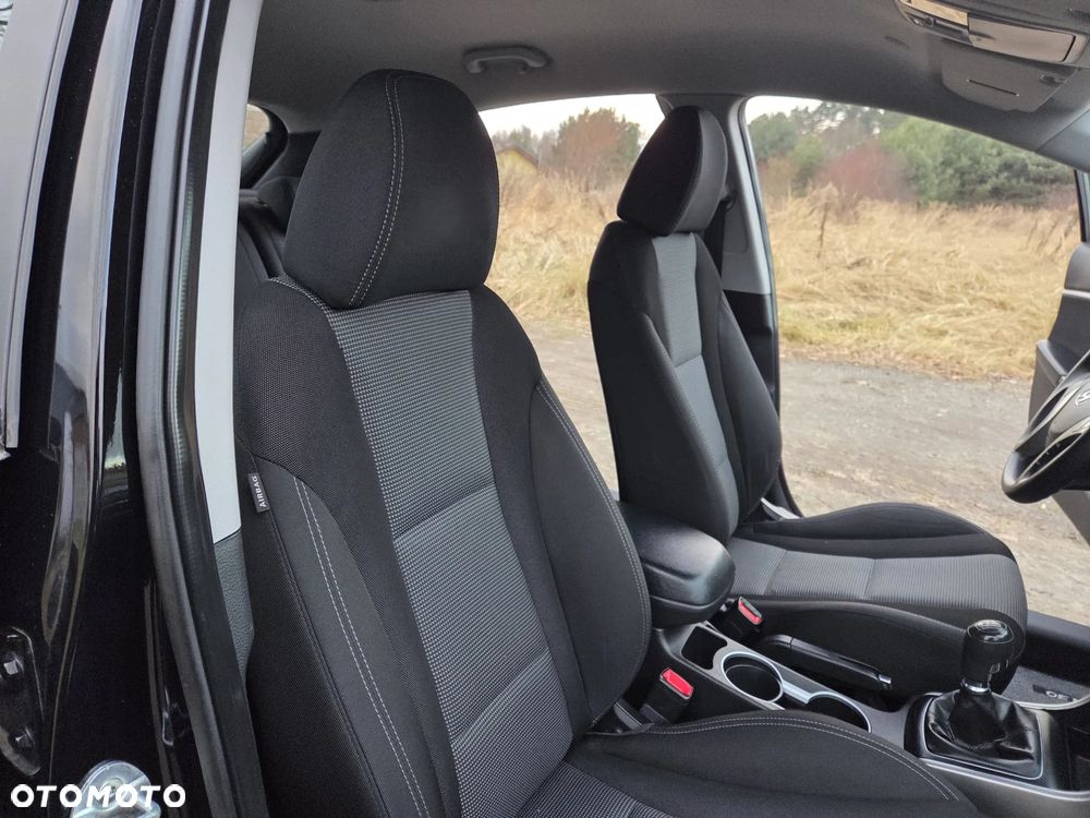 Hyundai i30 1.4 Fifa World Cup Edition - 20