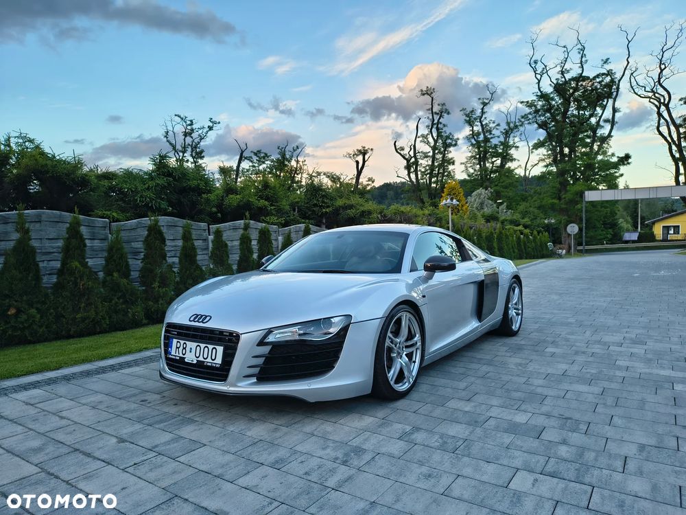 Audi R8 Coupé - 4