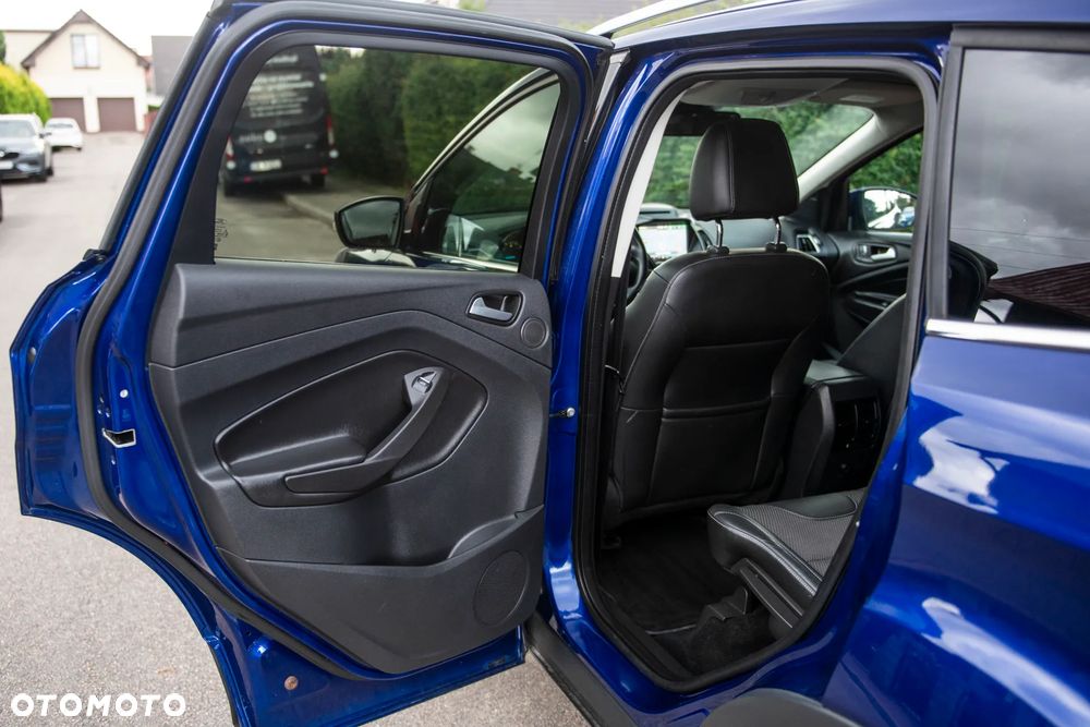 Ford Kuga 2.0 TDCi 4x4 Titanium - 31