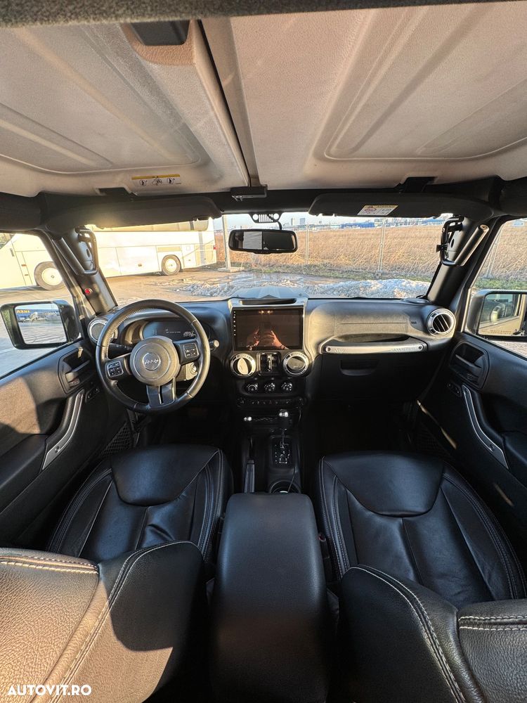 Jeep Wrangler 2.8 CRD AT Sahara - 6