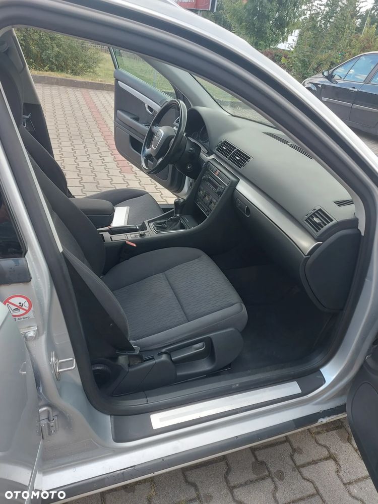 Audi A4 Avant 1.8T - 12