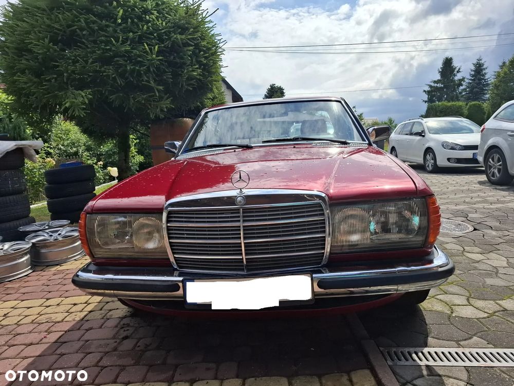 Mercedes-Benz W123 - 5