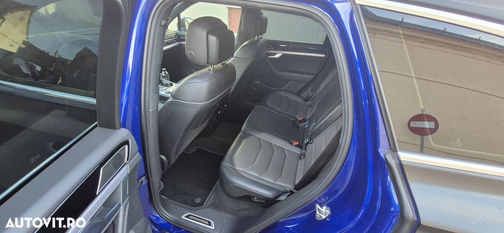 Volkswagen Touareg - 8