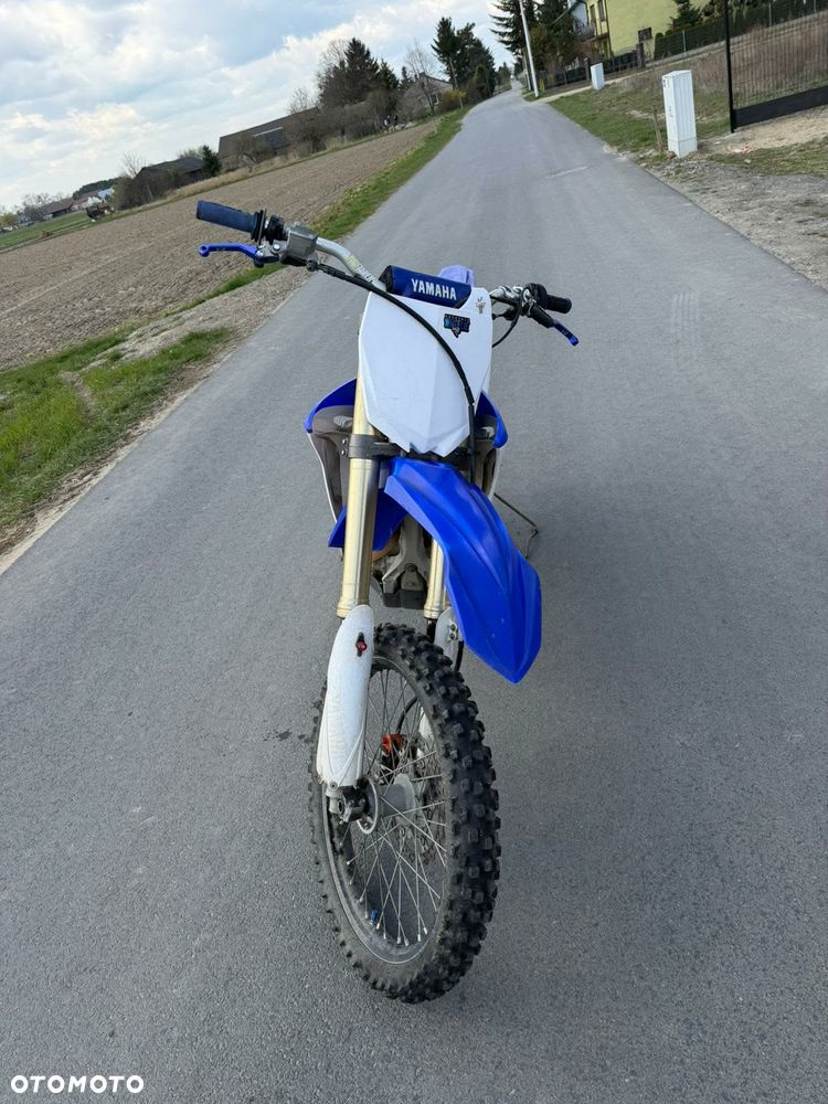 Yamaha YZF - 5
