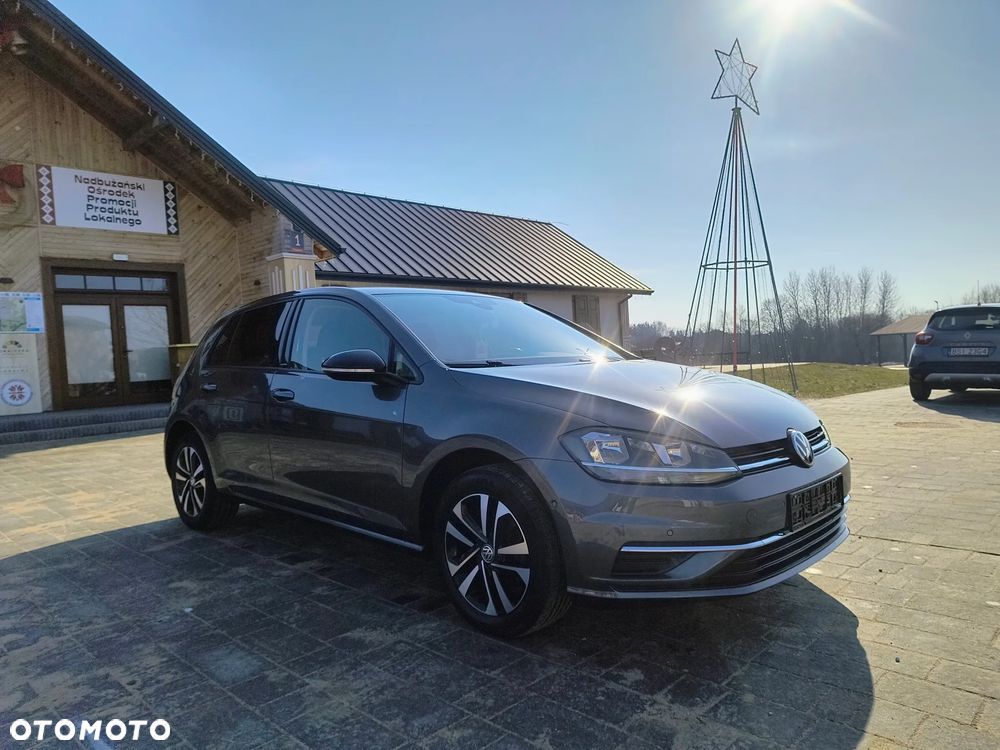 Volkswagen Golf - 11