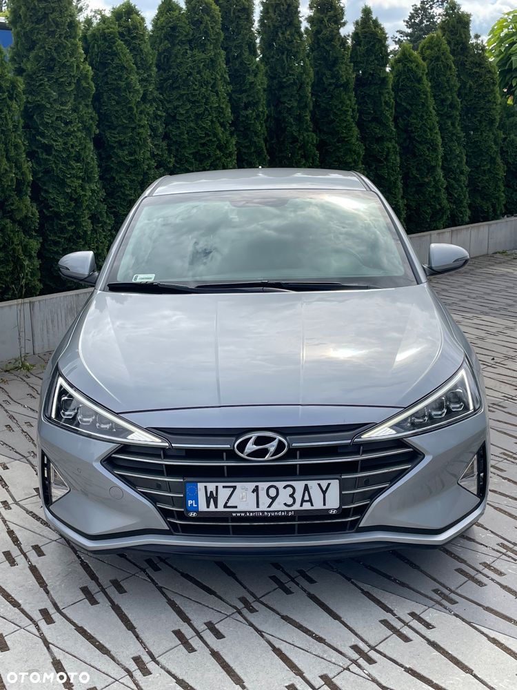 Hyundai Elantra 1.6 Style - 8