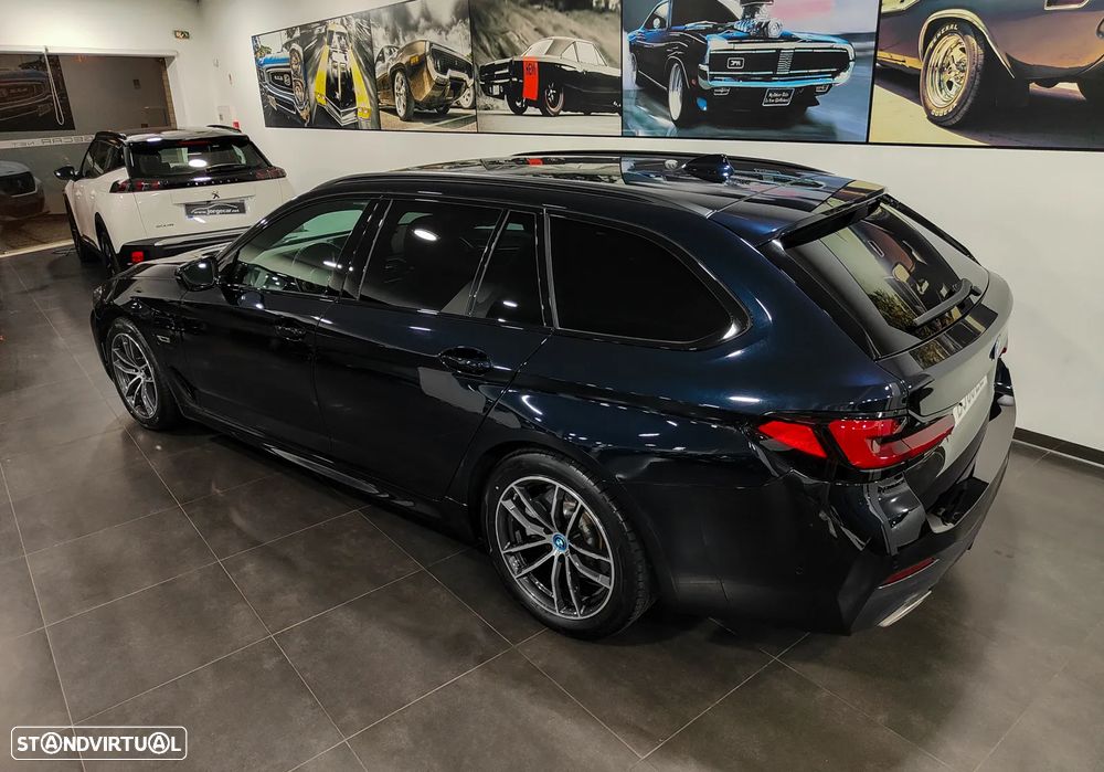 BMW 530 e Pack Desportivo M - 27