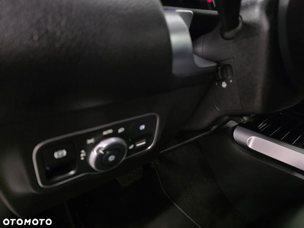 Mercedes-Benz GLB 200 d 8G-DCT Edition AMG Line - 23