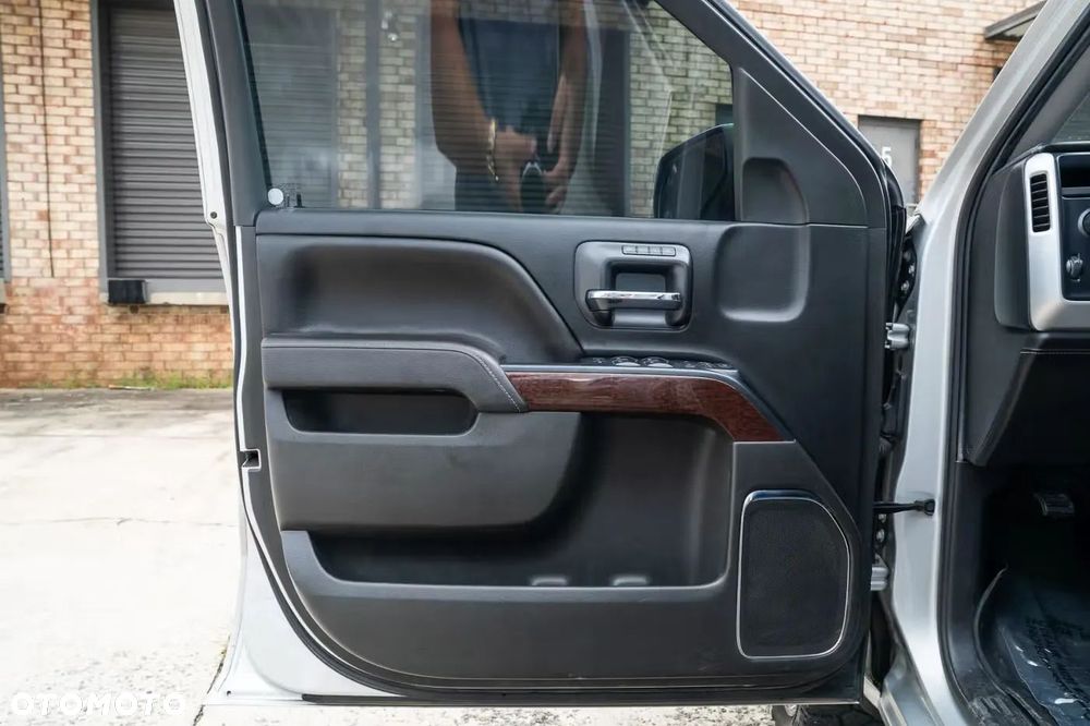 GMC Sierra - 14