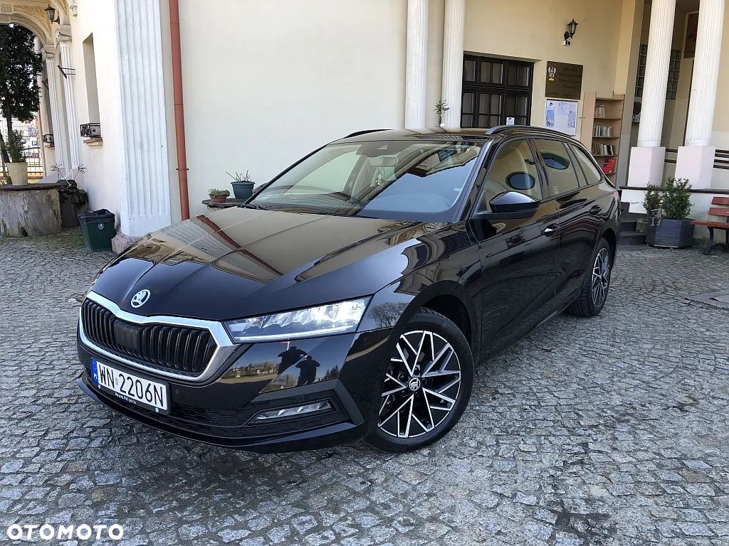 Skoda Octavia 2.0 TDI Ambition DSG - 1