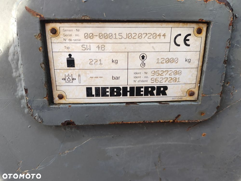 Liebherr A904C - 7