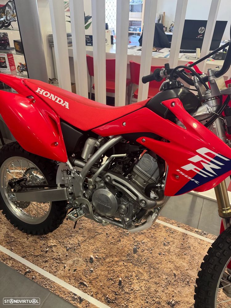 Honda CRF 150 motocross - 2