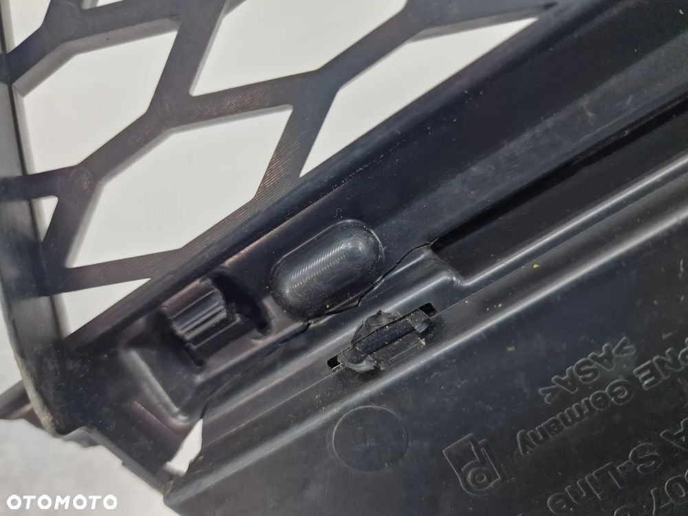 AUDI Q5 8R0 LIFT S-LINE LEWA KRATKA BOCZNA ZDERZAKA PRZEDNIEGO PRZÓD , NR 8R0807681R , NR AUKCJI D/97 - 26