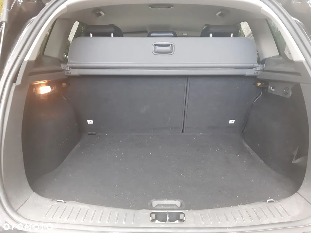 Ford Kuga 2.0 TDCi 4x4 Titanium - 4