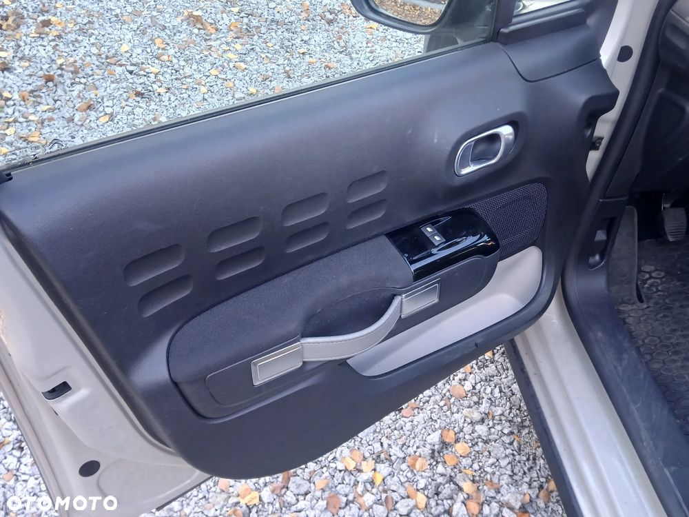 Citroën C3 1.2 PureTech Feel - 30