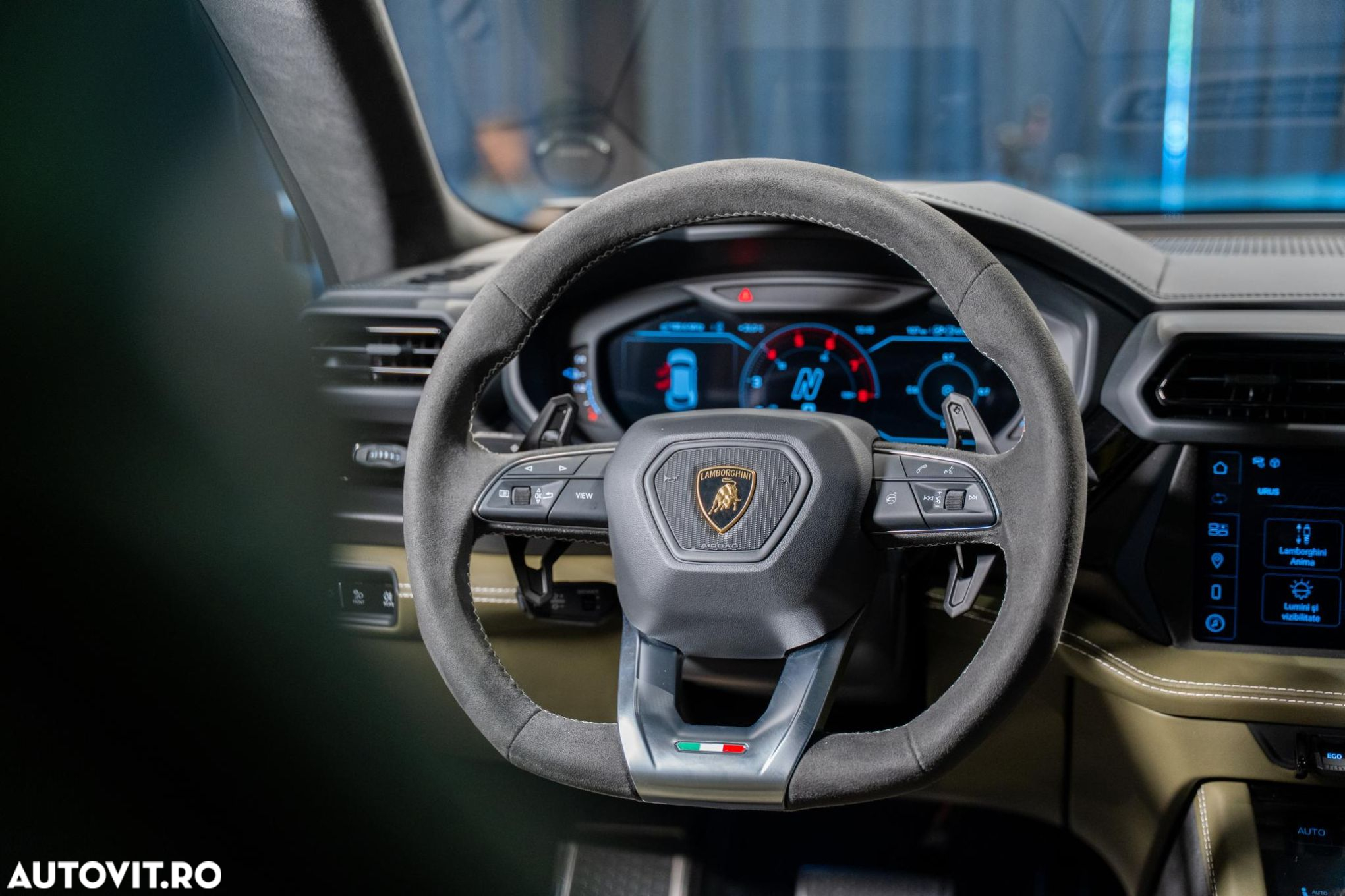 Lamborghini URUS - 20