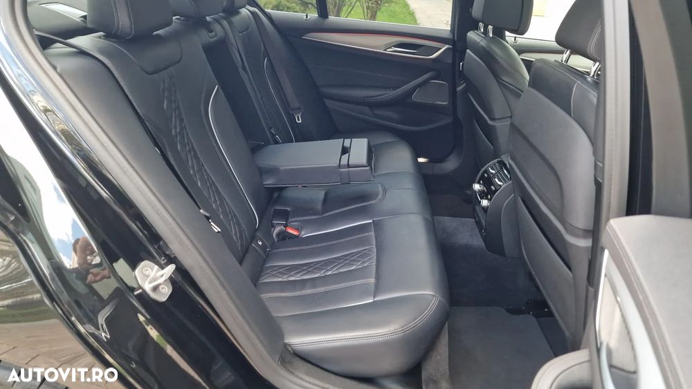 BMW Seria 5 530d xDrive Aut. Luxury Line - 25