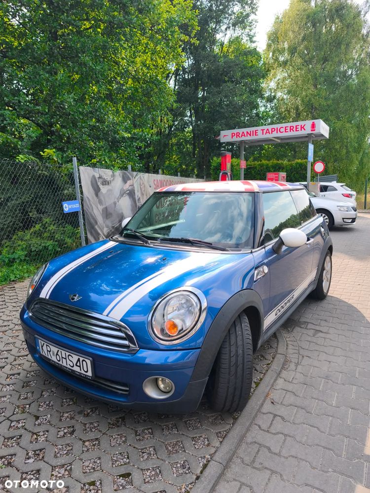 MINI Cooper Standard - 2
