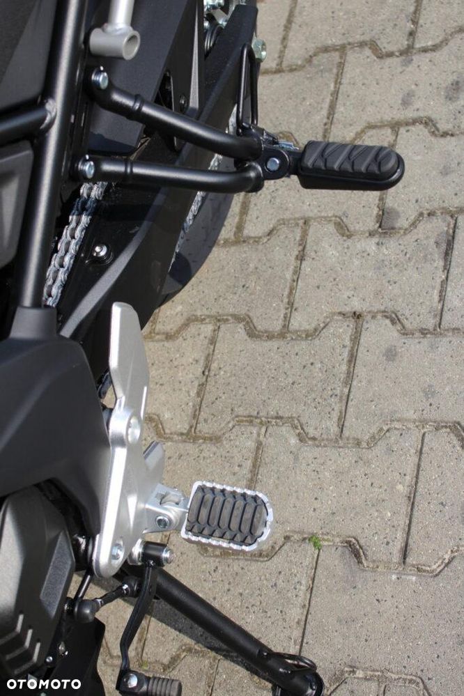CFMoto 700MT - 13