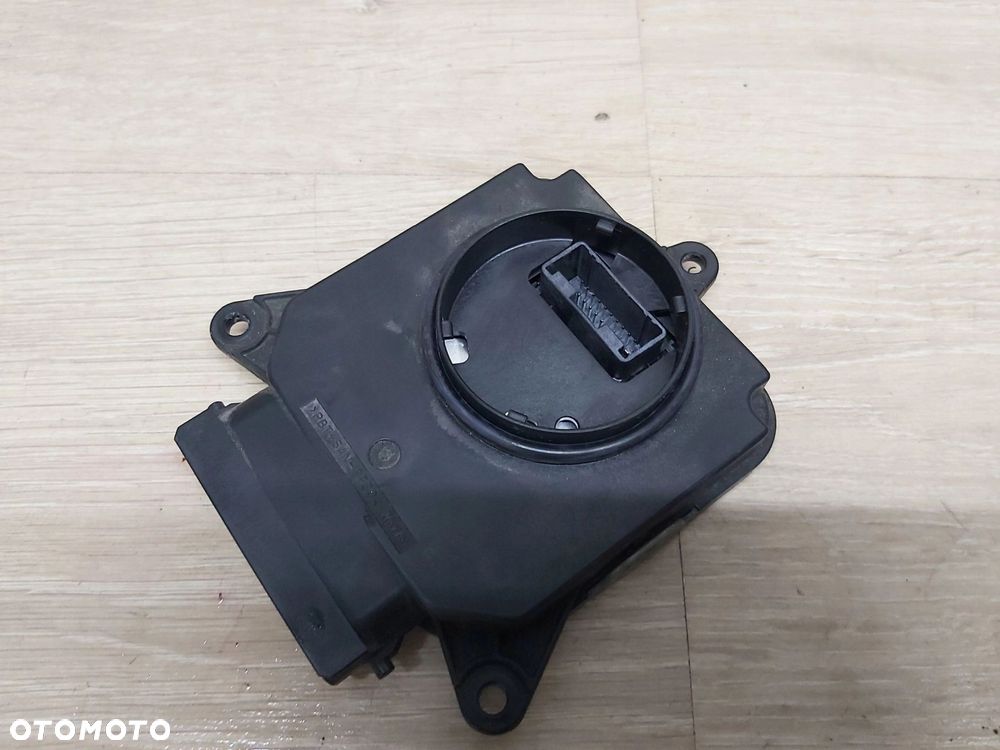 Toyota Prius IV 1,8 xw50 moduł sterownik świateł LED lampy przód - 2