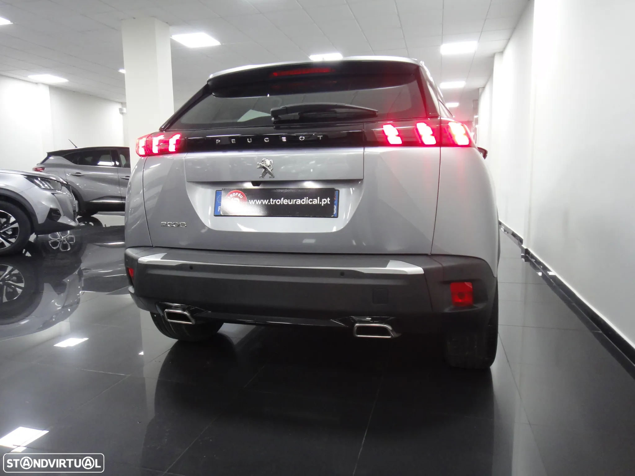 Peugeot 2008 PureTech 130 Allure - 9