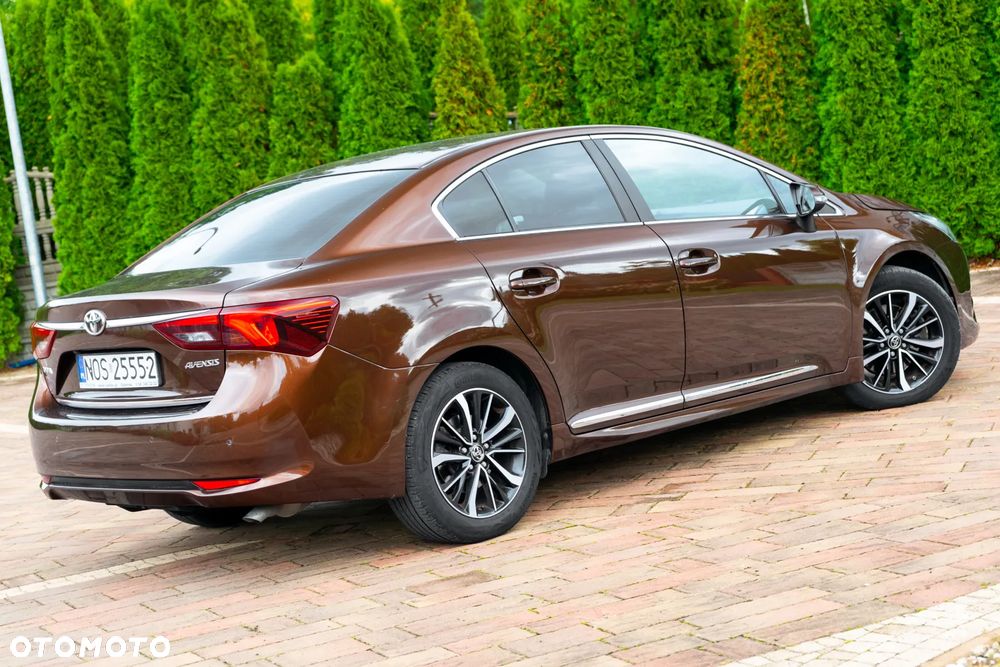 Toyota Avensis 2.0 D-4D PowerBoost Premium - 38