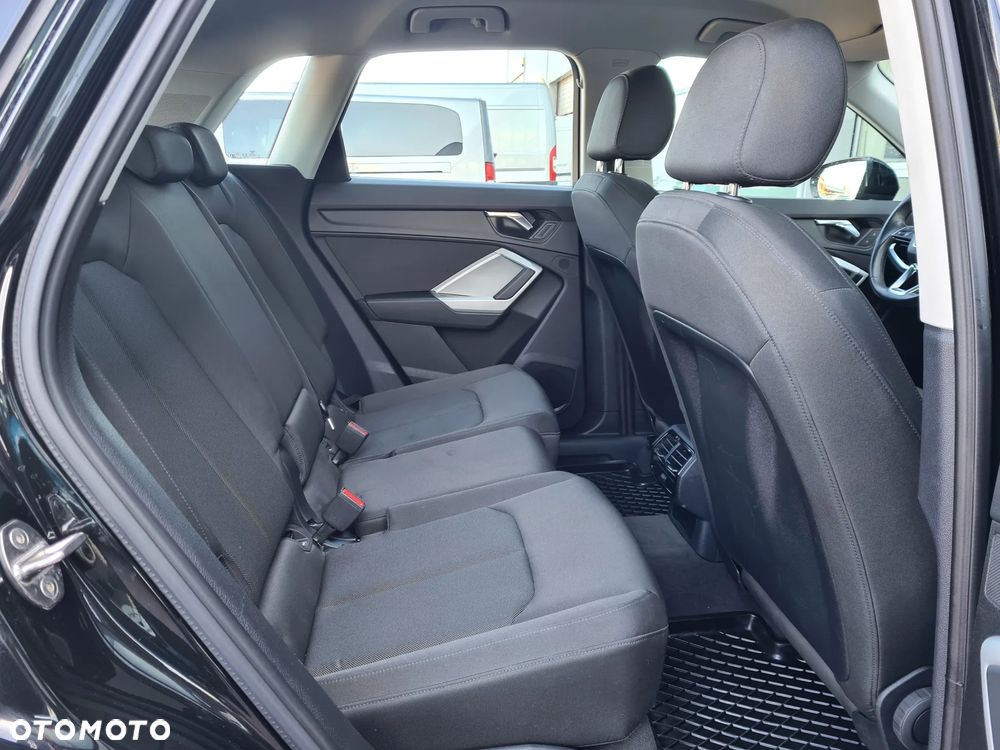 Audi Q3 35 TFSI S tronic - 24