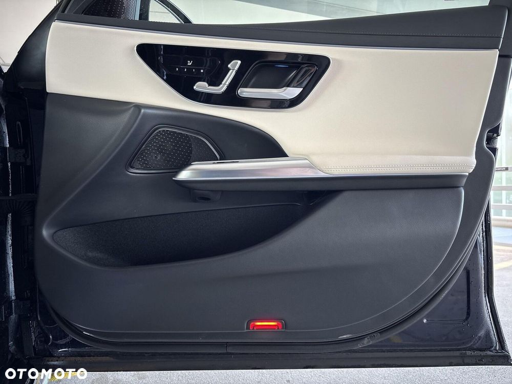 Mercedes-Benz Klasa E - 19