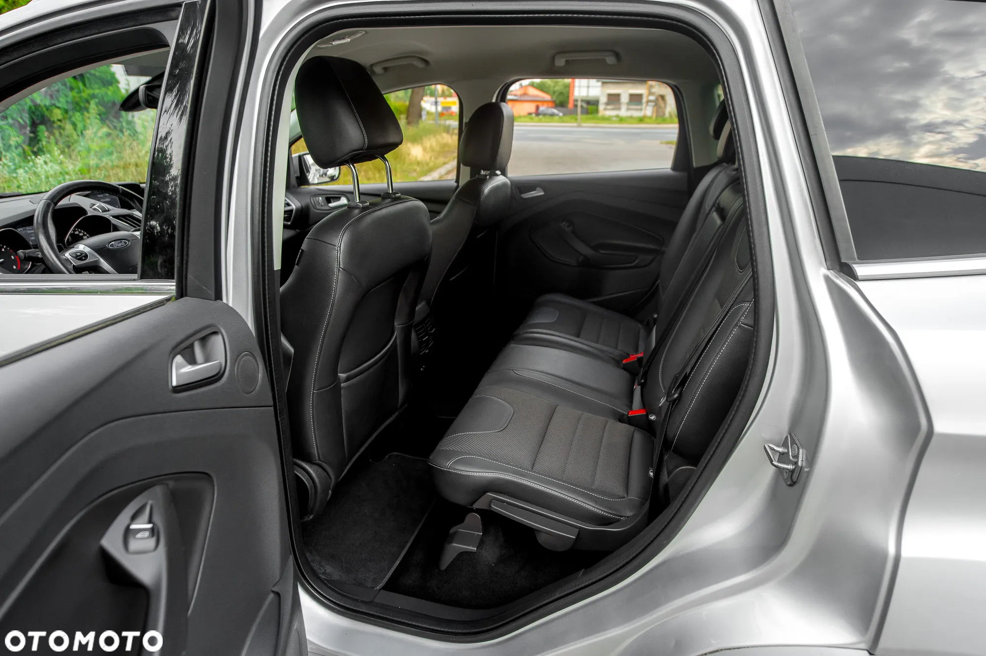 Ford Kuga 2.0 TDCi 4x4 Titanium - 9