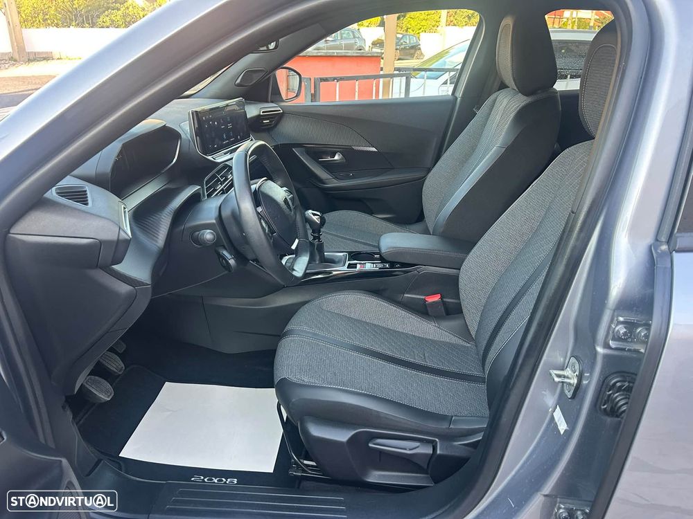Peugeot 2008 - 16