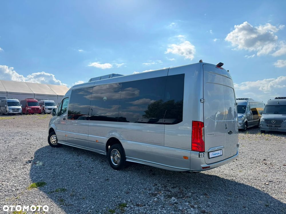 Mercedes-Benz Sprinter 519 - 10